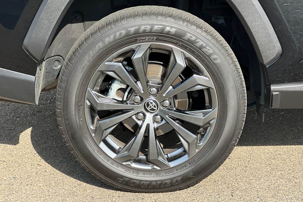 Thumbnail: 2024 Toyota RAV4 - 22
