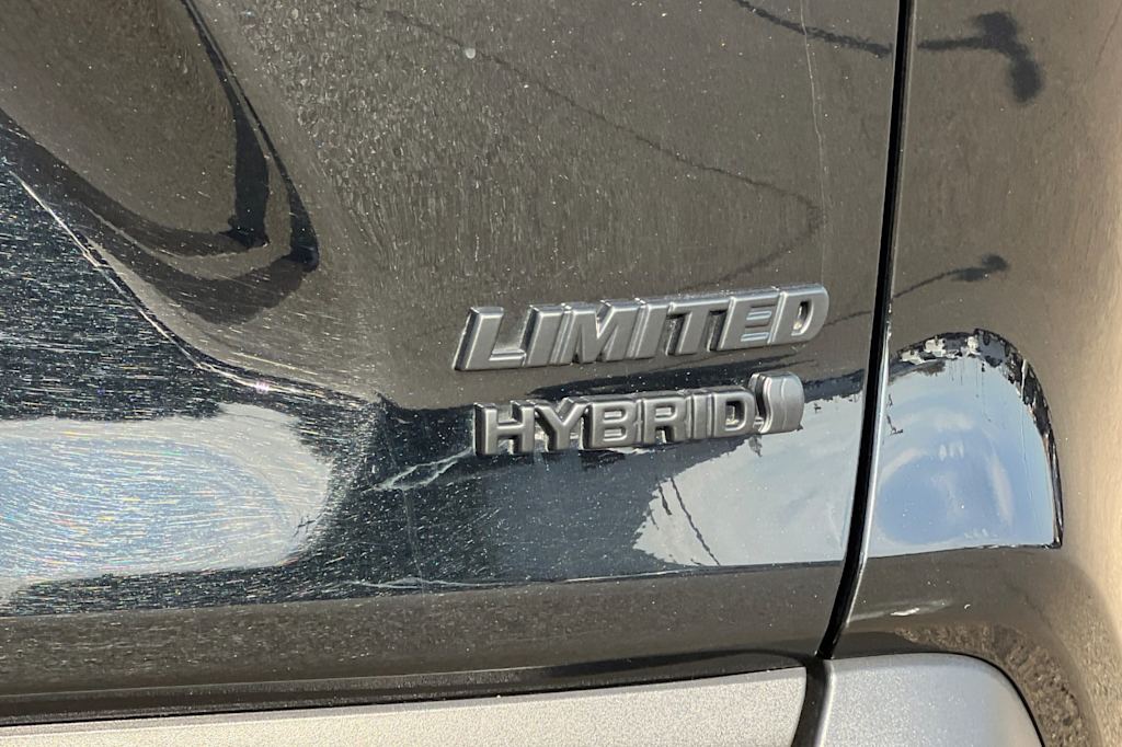 Thumbnail: 2024 Toyota RAV4 - 9