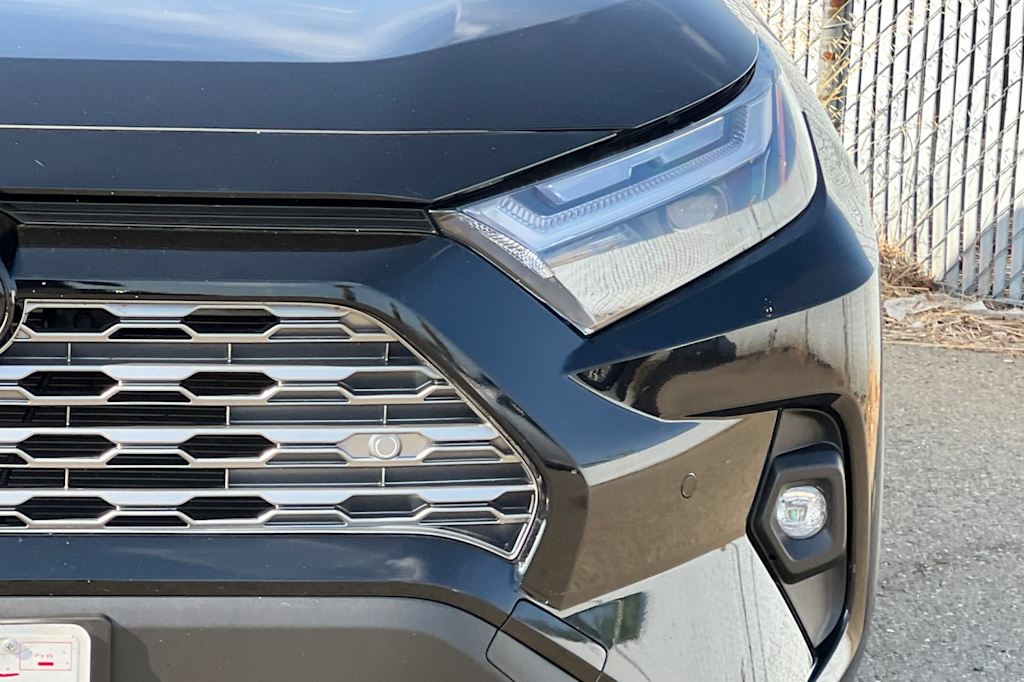 Thumbnail: 2024 Toyota RAV4 - 17