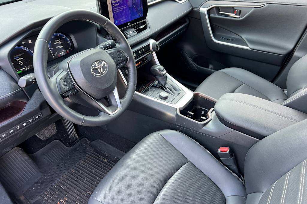Thumbnail: 2024 Toyota RAV4 - 2
