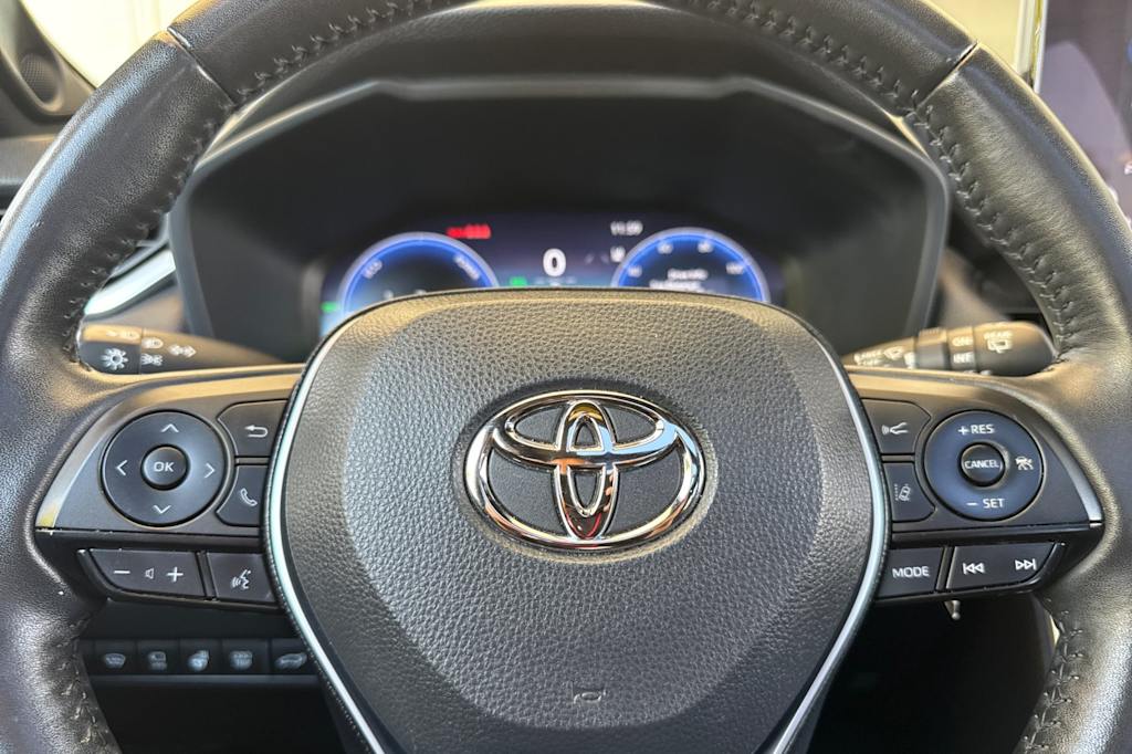 Thumbnail: 2023 Toyota RAV4 - 28
