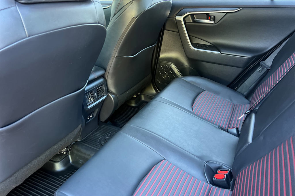 Thumbnail: 2021 Toyota RAV4 - 11