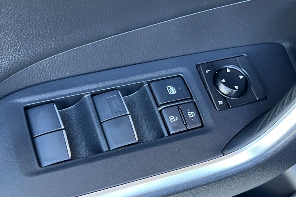 Thumbnail: 2019 Toyota RAV4 - 22