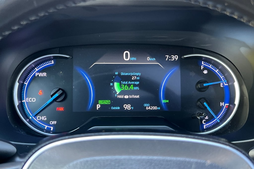 Thumbnail: 2020 Toyota RAV4 - 15