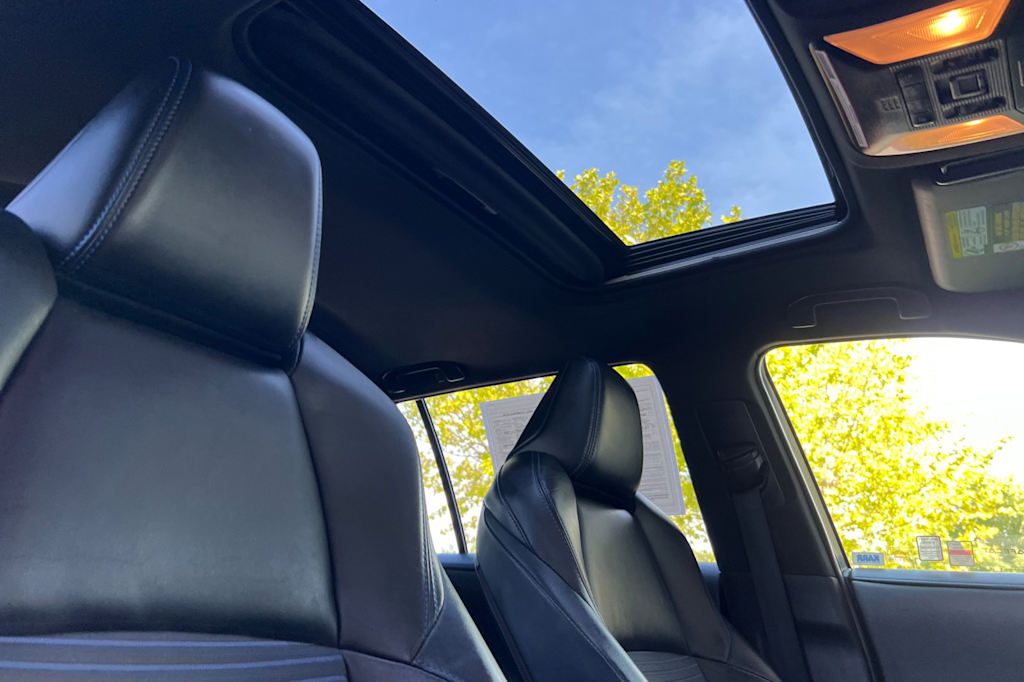 Thumbnail: 2020 Toyota RAV4 - 23