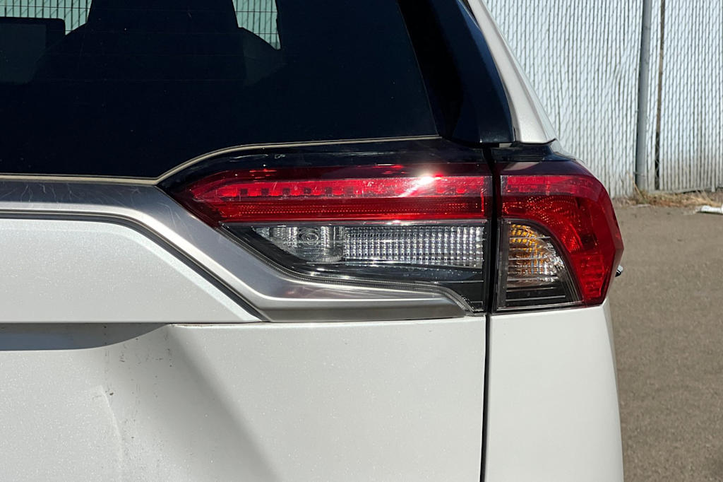 Thumbnail: 2025 Toyota RAV4 - 22