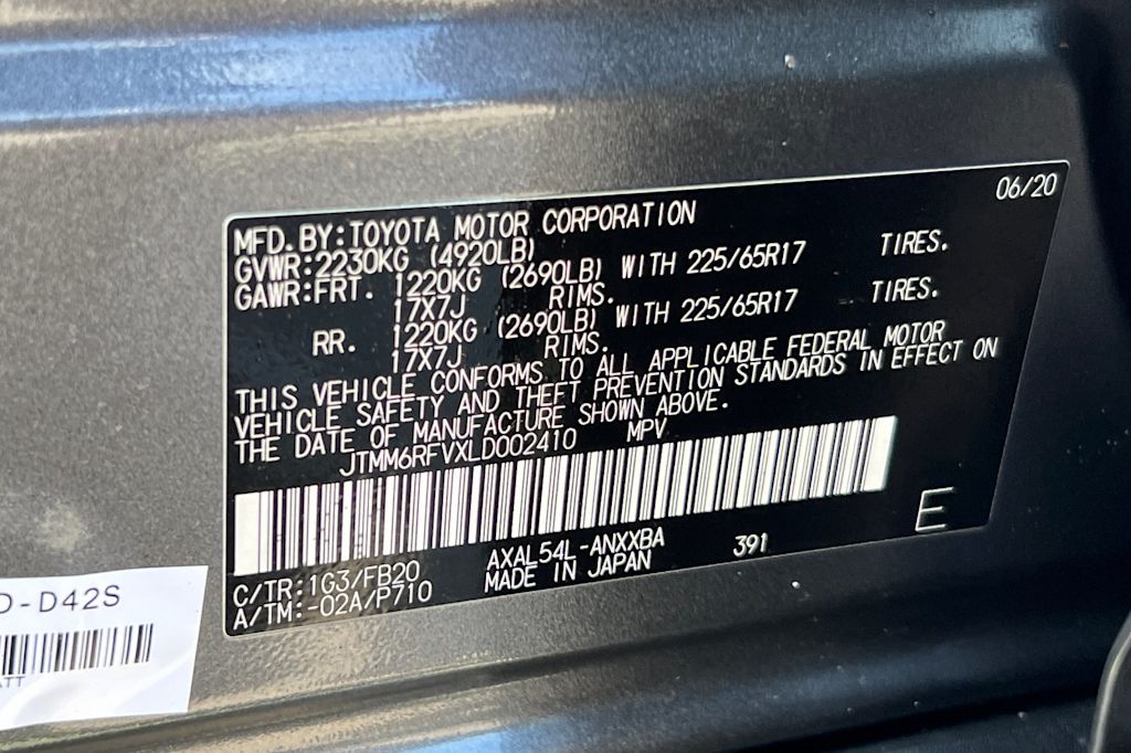 Thumbnail: 2020 Toyota RAV4 - 17
