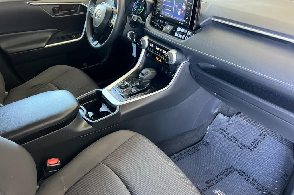 Thumbnail: 2020 Toyota RAV4 - 12