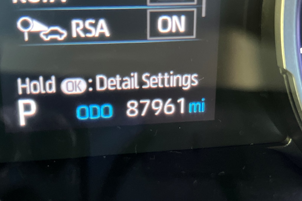 Thumbnail: 2020 Toyota RAV4 - 29