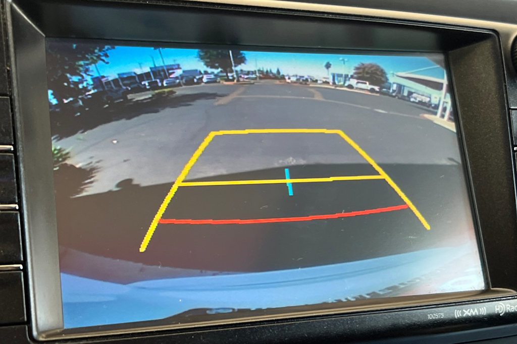 Thumbnail: 2017 Toyota RAV4 - 24