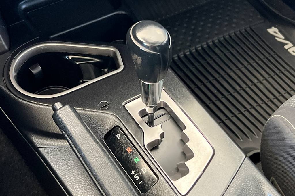 Thumbnail: 2017 Toyota RAV4 - 13