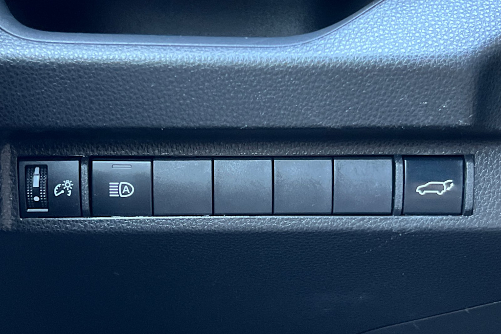 Thumbnail: 2024 Toyota RAV4 - 33