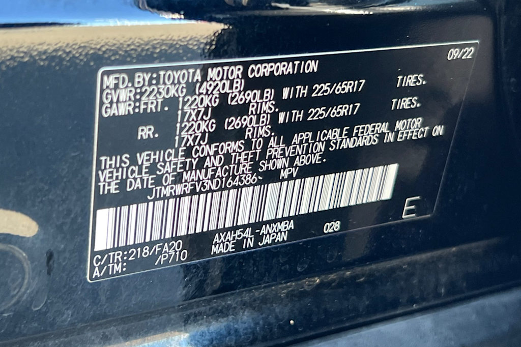 Thumbnail: 2022 Toyota RAV4 - 17