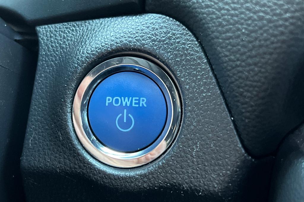 Thumbnail: 2019 Toyota RAV4 - 28