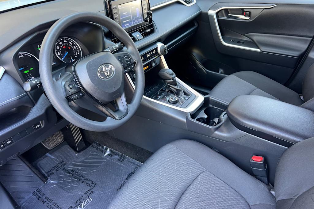 Thumbnail: 2019 Toyota RAV4 - 9