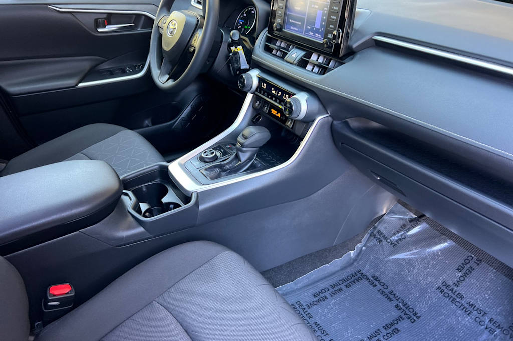 Thumbnail: 2019 Toyota RAV4 - 12