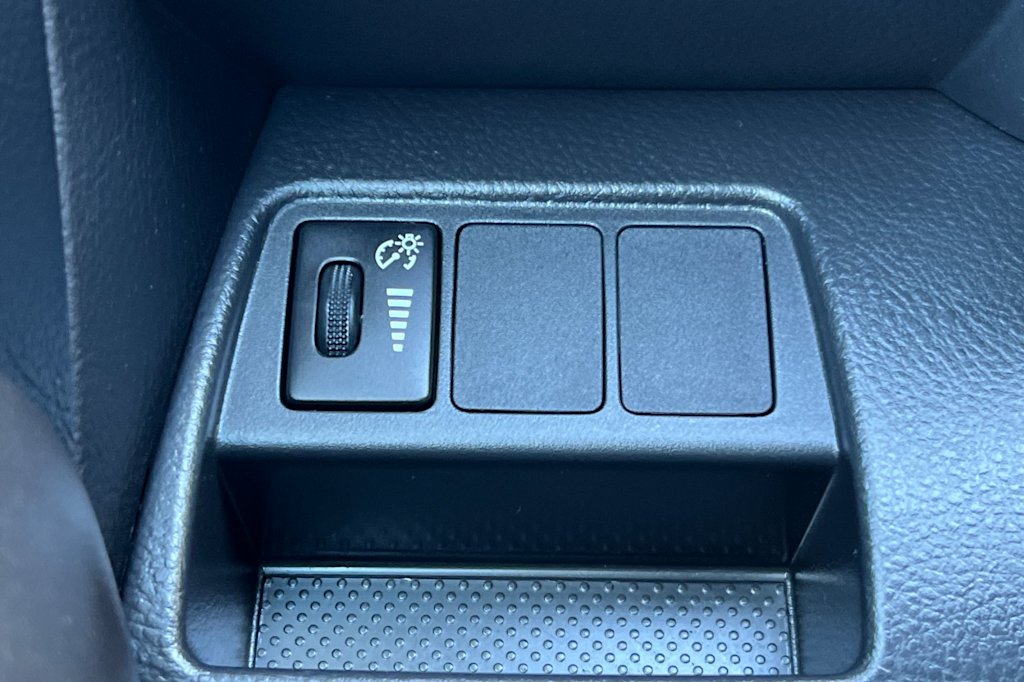 Thumbnail: 2010 Toyota RAV4 - 30
