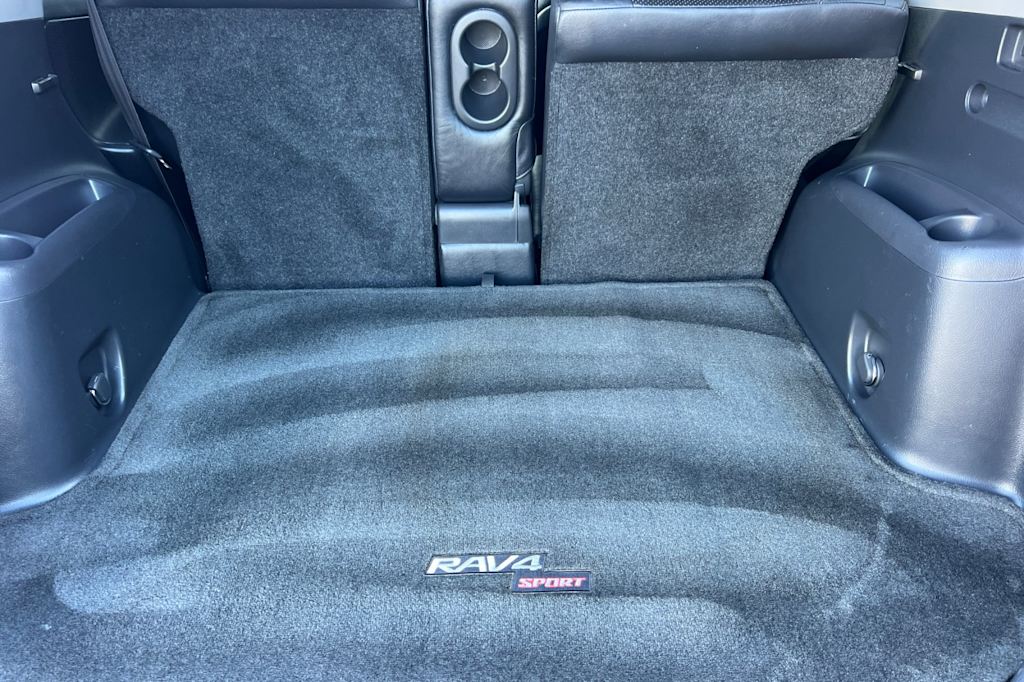 Thumbnail: 2010 Toyota RAV4 - 17