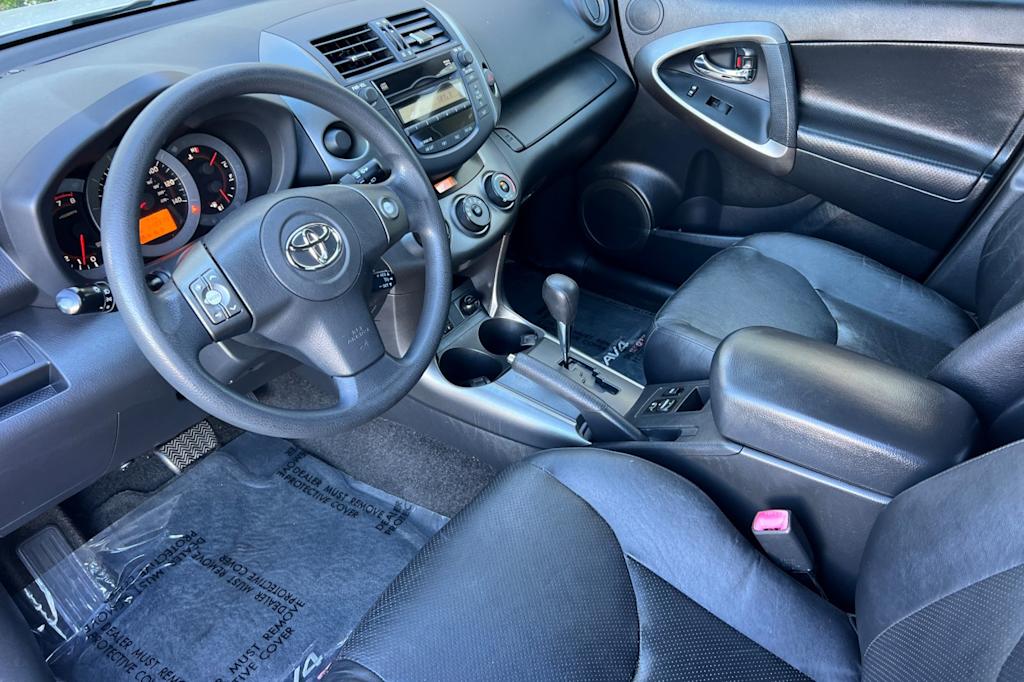 Thumbnail: 2010 Toyota RAV4 - 9