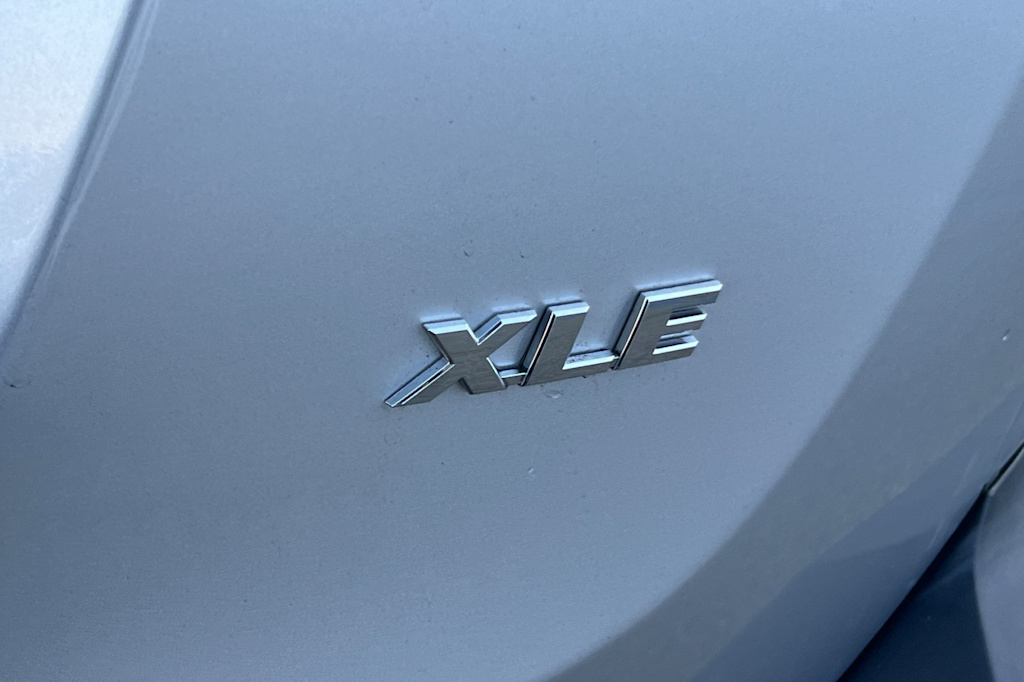 Thumbnail: 2015 Toyota RAV4 - 5