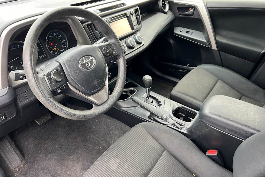 Thumbnail: 2017 Toyota RAV4 - 2
