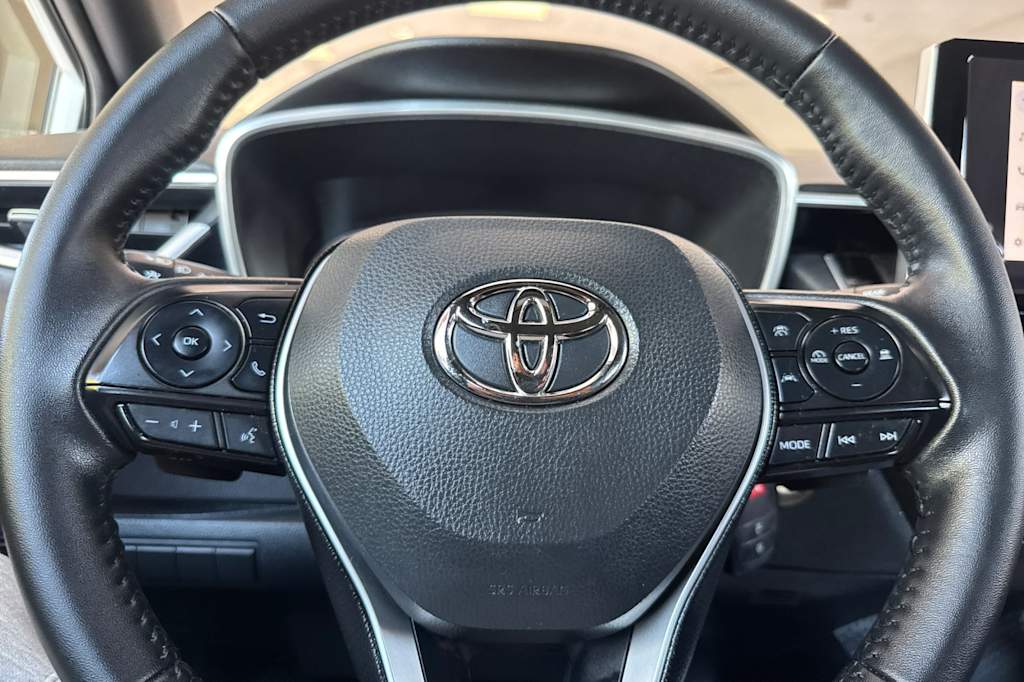 Thumbnail: 2025 Toyota Corolla - 25