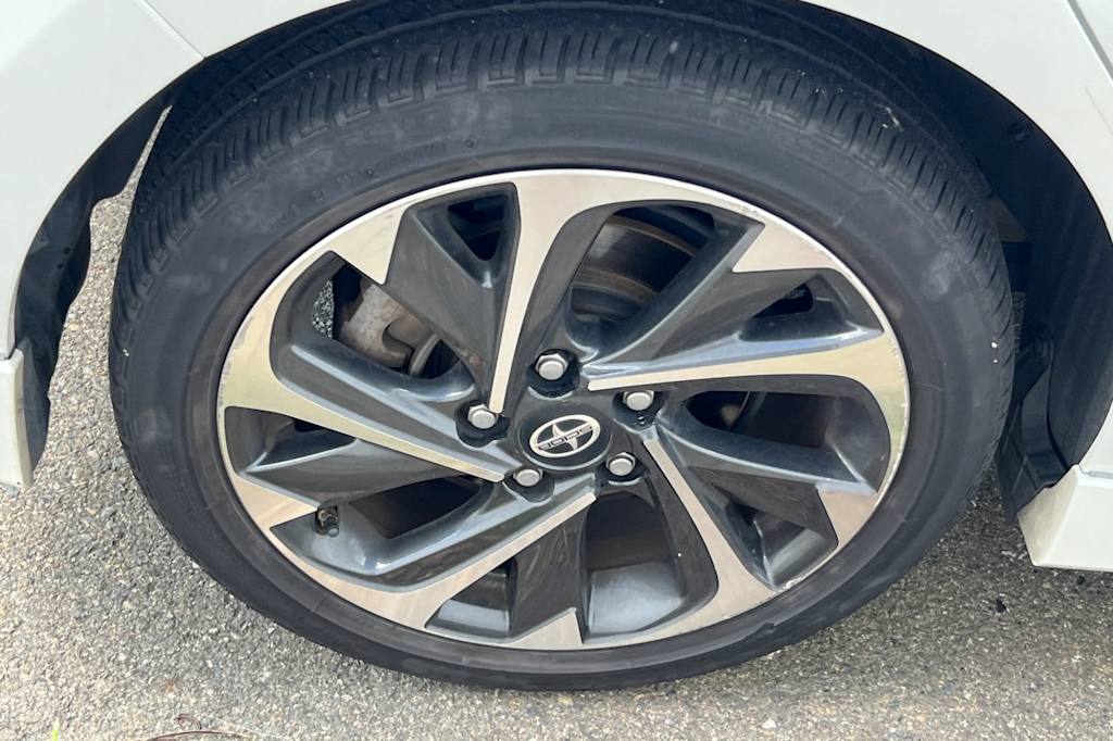 Thumbnail: 2016 Scion iM - 18