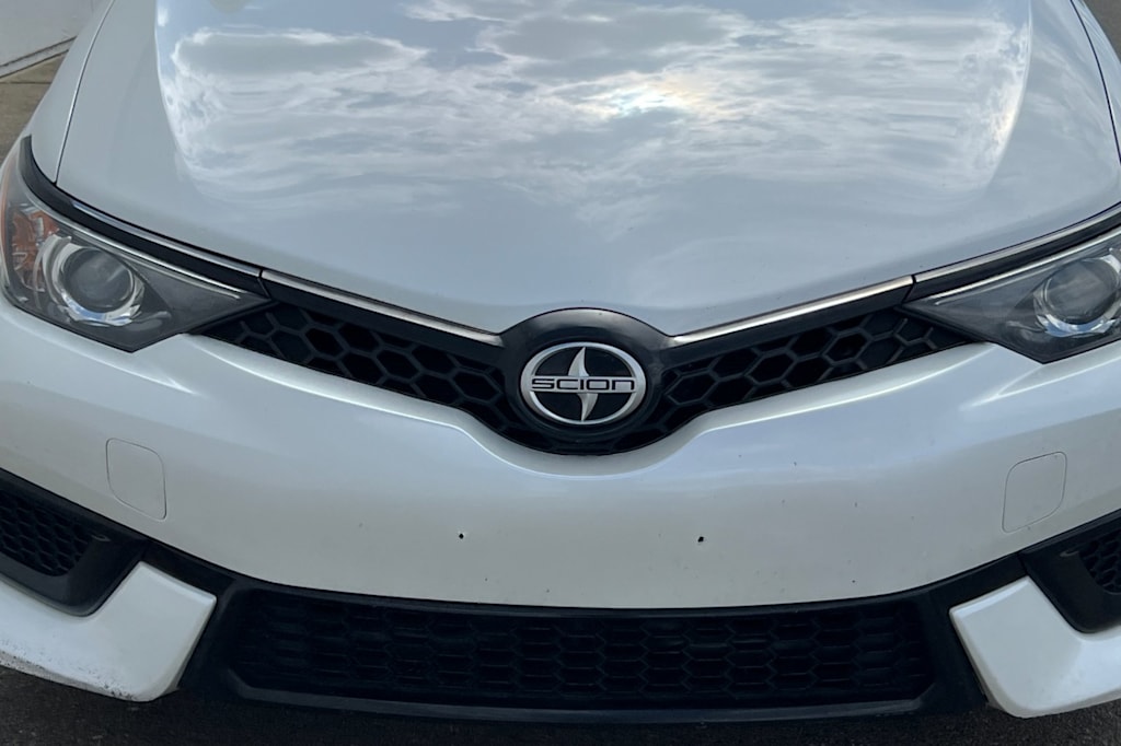 Thumbnail: 2016 Scion iM - 13