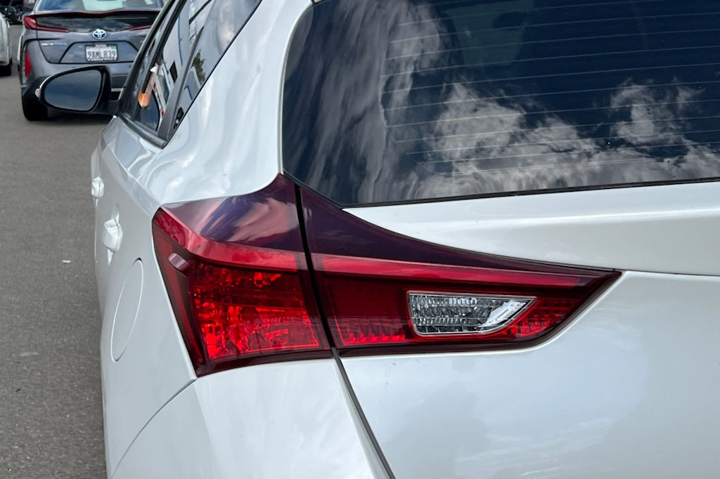 Thumbnail: 2016 Scion iM - 21