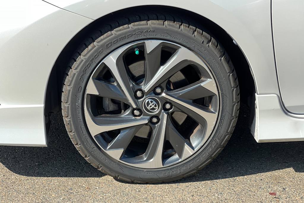 Thumbnail: 2017 Toyota Corolla iM - 8