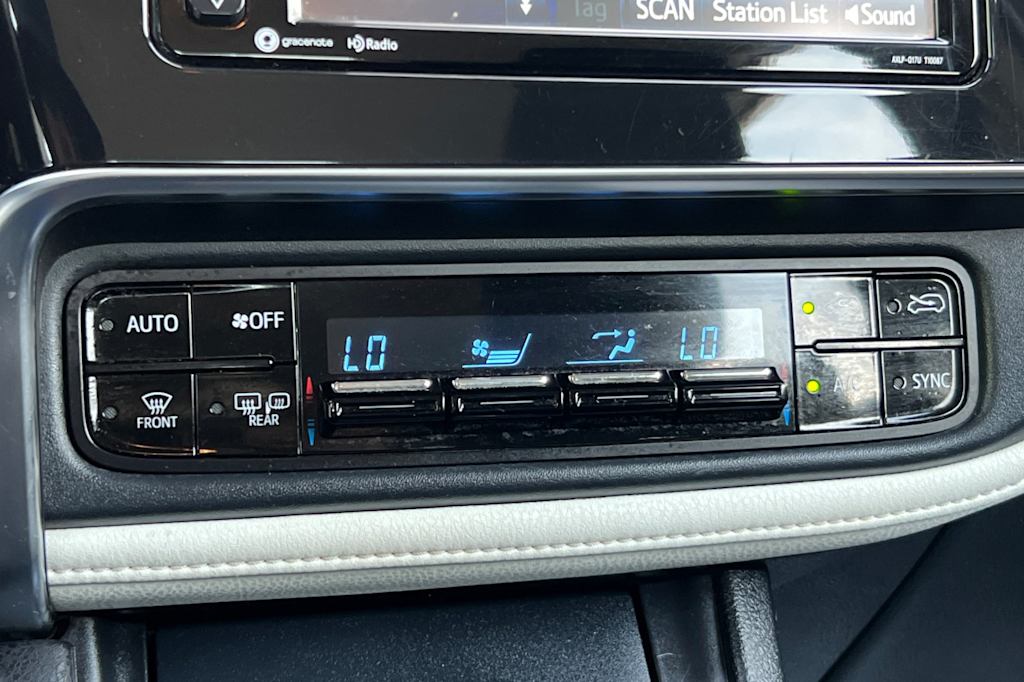 Thumbnail: 2018 Toyota Corolla iM - 25