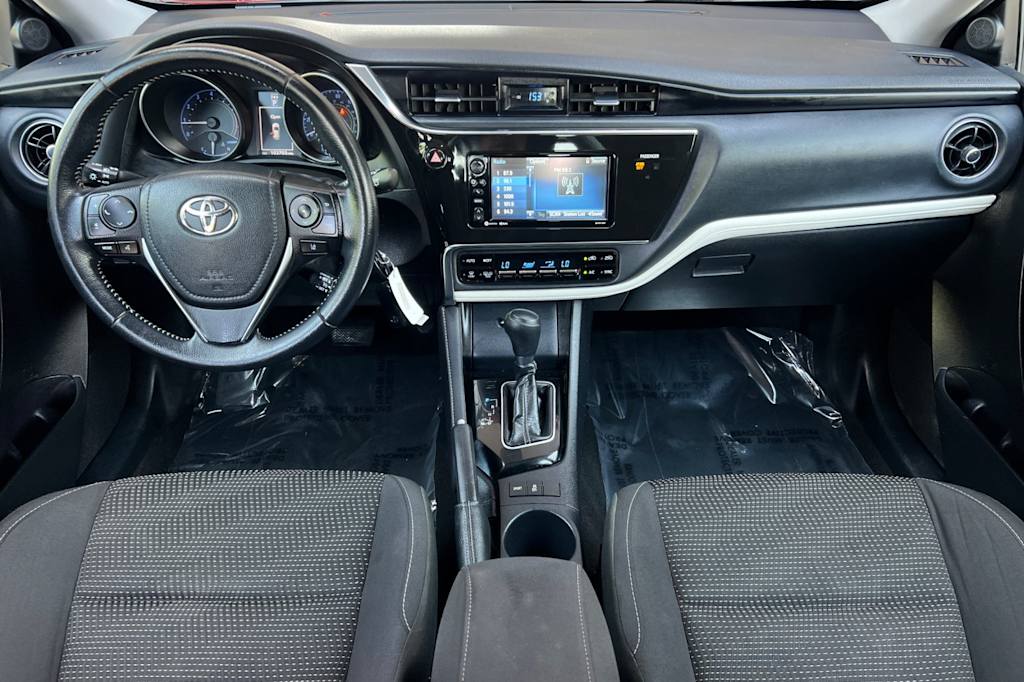 Thumbnail: 2018 Toyota Corolla iM - 2