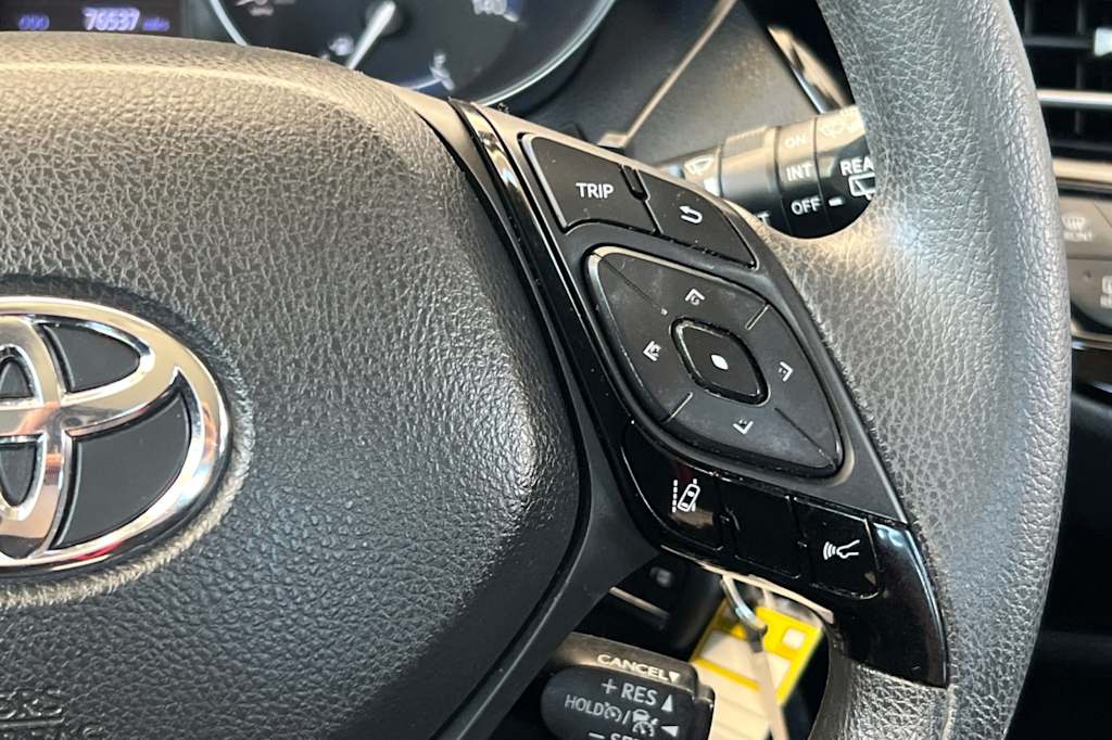 Thumbnail: 2020 Toyota C-HR - 29