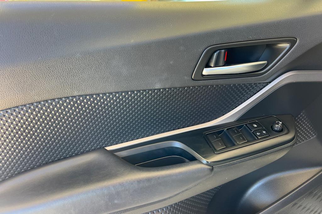 Thumbnail: 2020 Toyota C-HR - 22