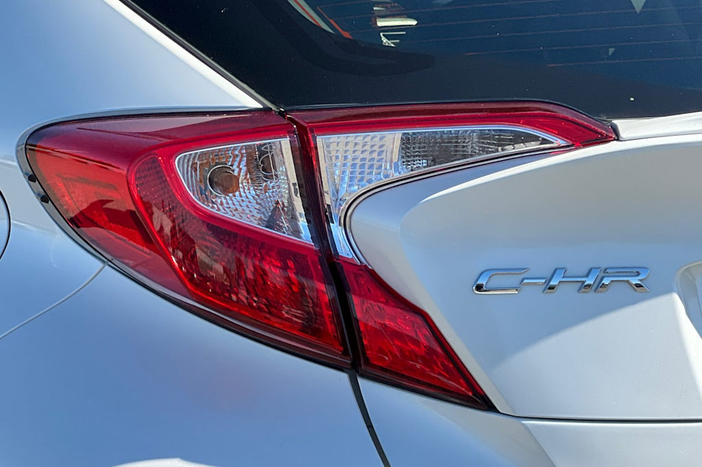 Thumbnail: 2020 Toyota C-HR - 31