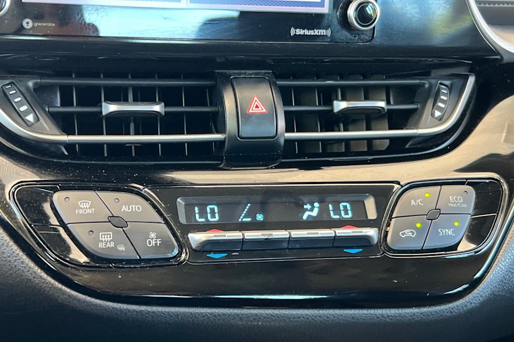 Thumbnail: 2020 Toyota C-HR - 26