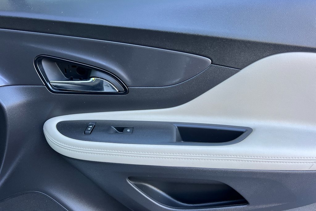 Thumbnail: 2019 Buick Encore - 24