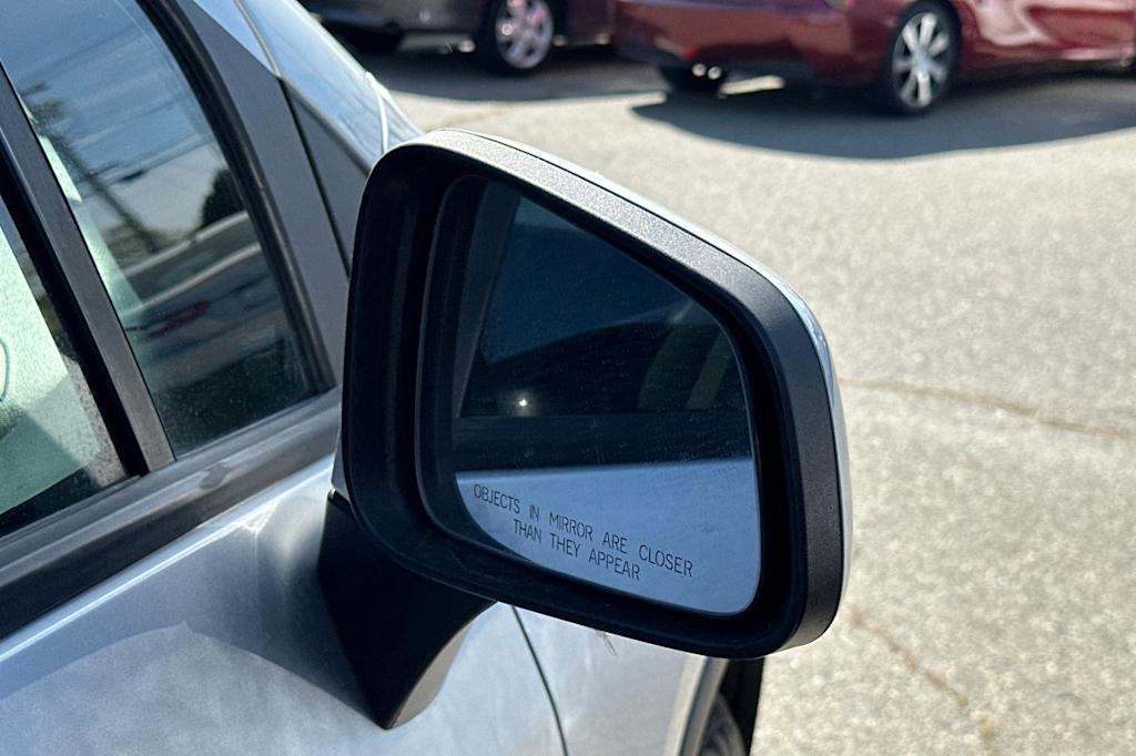 Thumbnail: 2022 Chevrolet Trax - 17