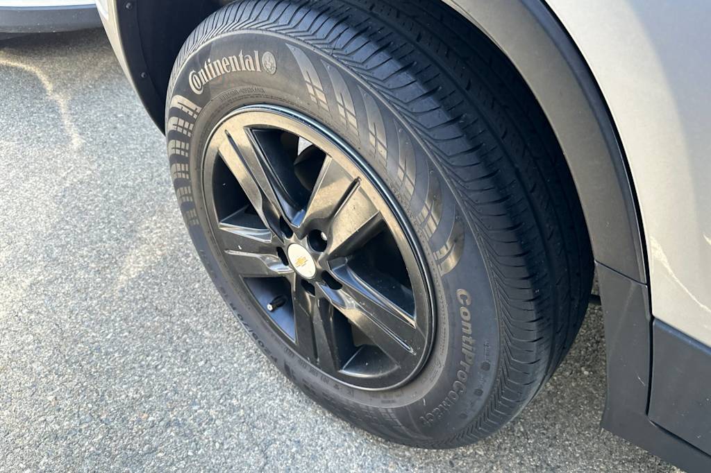 Thumbnail: 2022 Chevrolet Trax - 18