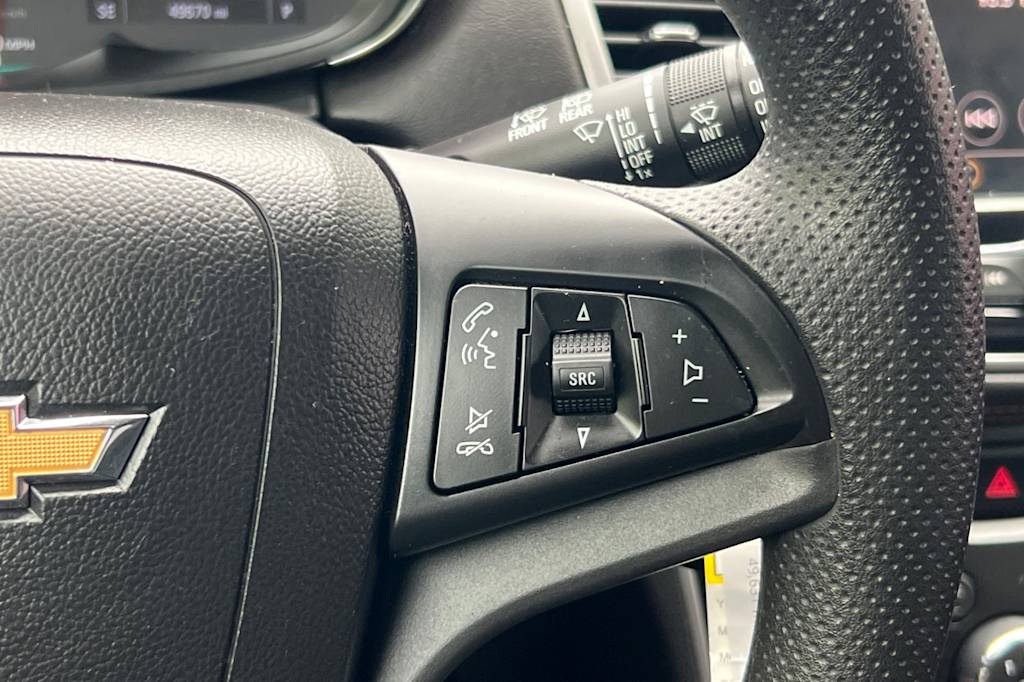 Thumbnail: 2022 Chevrolet Trax - 28