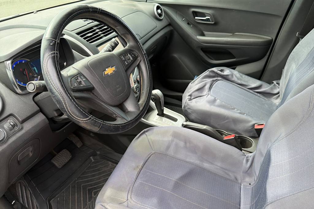 Thumbnail: 2016 Chevrolet Trax - 8