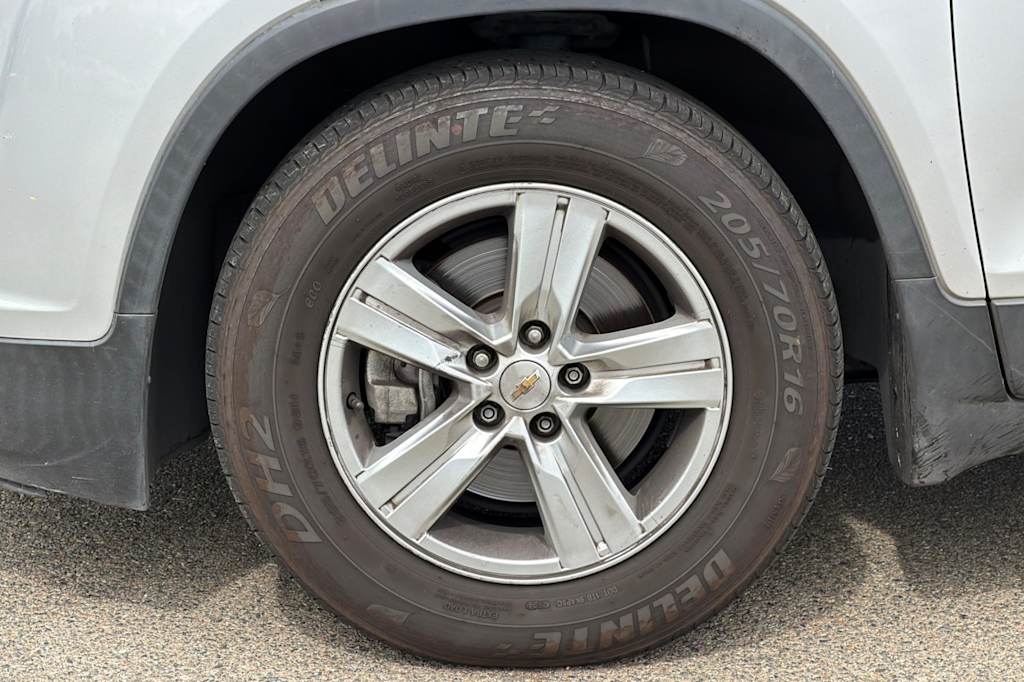 Thumbnail: 2016 Chevrolet Trax - 7