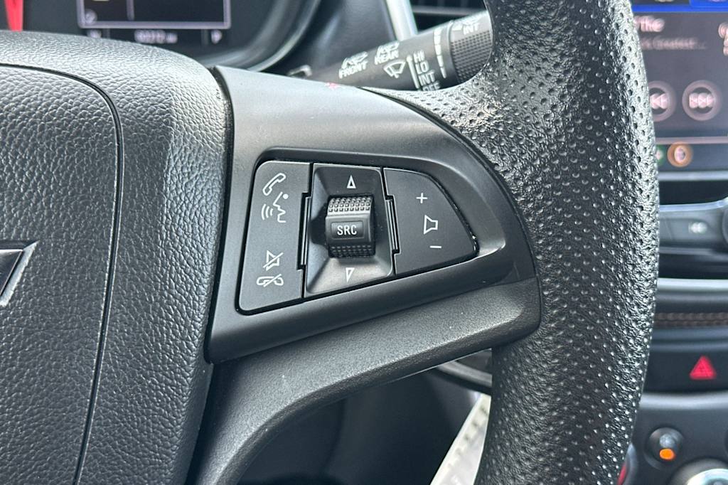 Thumbnail: 2021 Chevrolet Trax - 29