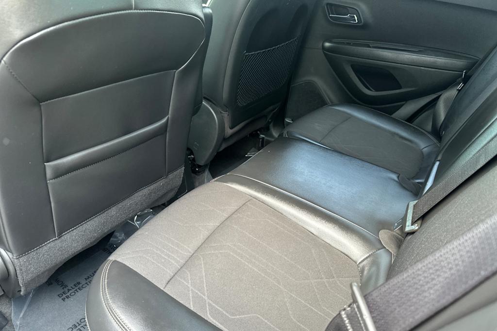 Thumbnail: 2021 Chevrolet Trax - 11