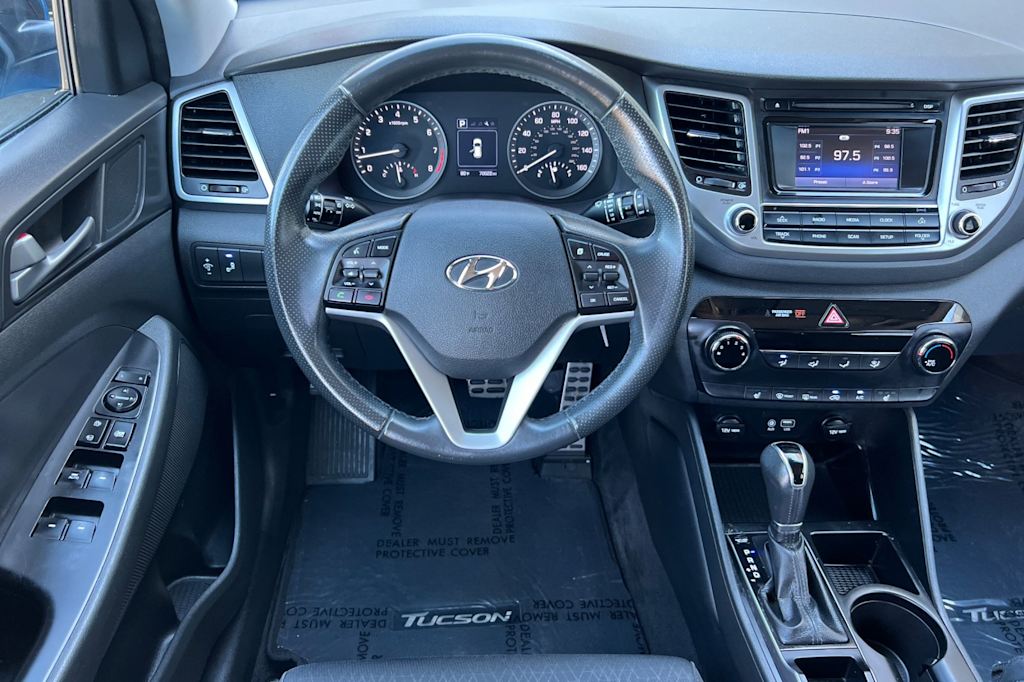 Thumbnail: 2017 Hyundai Tucson - 10