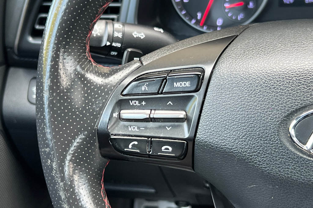 Thumbnail: 2020 Hyundai Elantra - 28