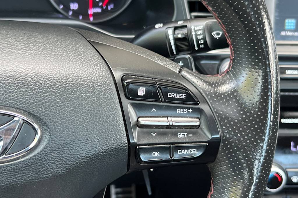 Thumbnail: 2020 Hyundai Elantra - 29