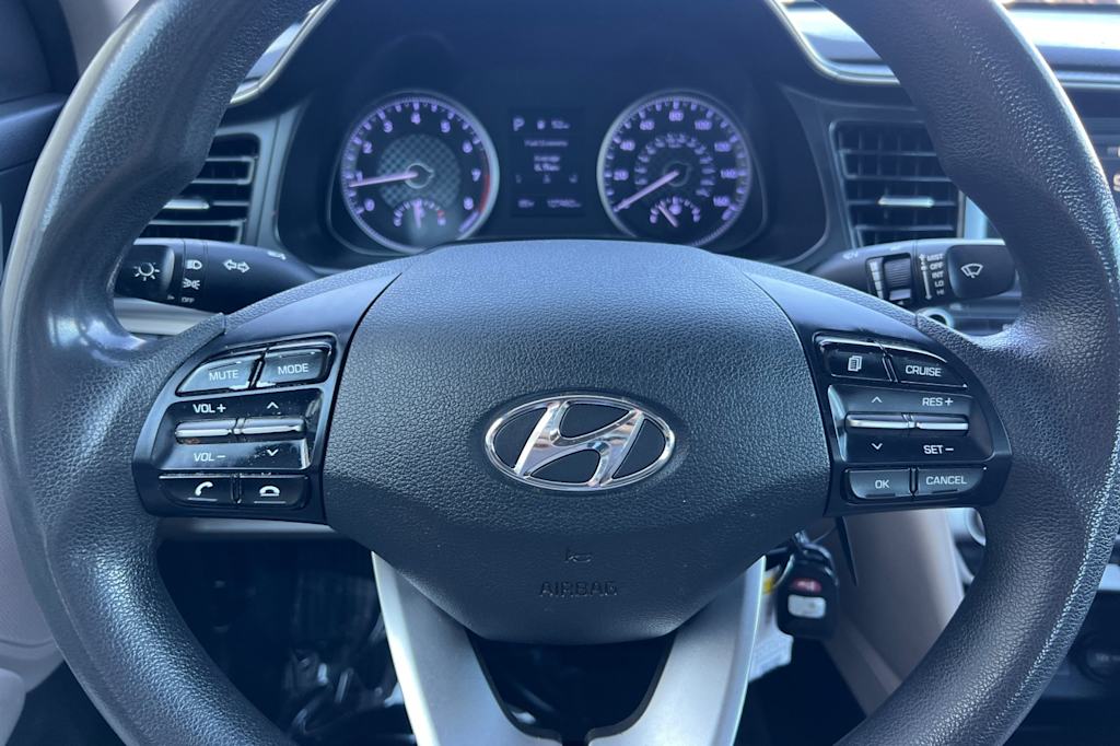 Thumbnail: 2020 Hyundai Elantra - 26
