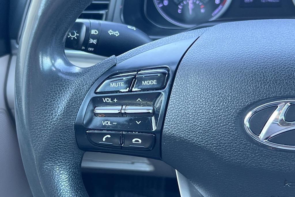 Thumbnail: 2020 Hyundai Elantra - 27