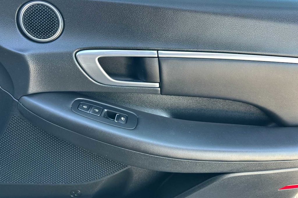 Thumbnail: 2022 Hyundai Sonata - 23